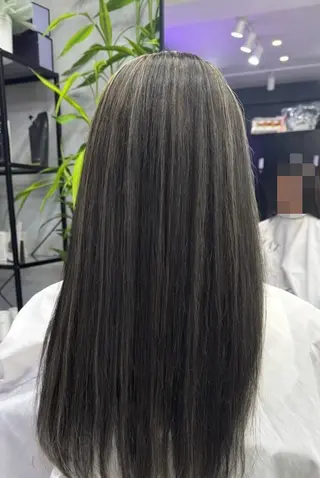 ロング GHØAT【ゴート】 さおりのヘアスタイル