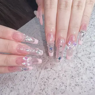 ネイル Queens 榊 まおのネイルデザイン