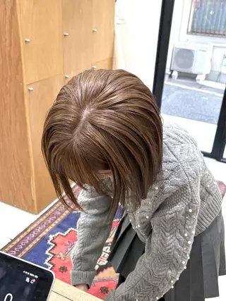 ミディアム カラー ヘアアレンジ ハル🌸柔色/ ブリーチなし/艶髪のヘアスタイル