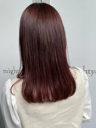 ミディアム 栄　mighty by H所属・不破一輝/栄/矢場町 ボブ/レイヤー/艶髪のヘアスタイル