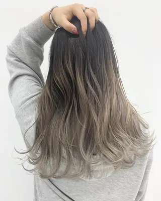 カラー LINOET NAGOYA所属・中川 来紀のヘアスタイル
