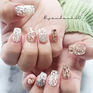 ネイル ビジュード ネイルのネイルデザイン