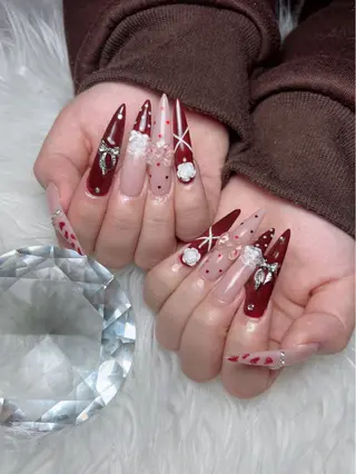 ネイル 藪木 七海のネイルデザイン