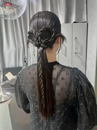 ヘアアレンジ naito/ブリーチ /エクステ/縮毛のヘアスタイル