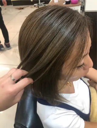 カラー ショートボブ✨️ 池田芽生のヘアスタイル