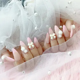 ネイル パーツ全部¥110 サロンミミのネイルデザイン