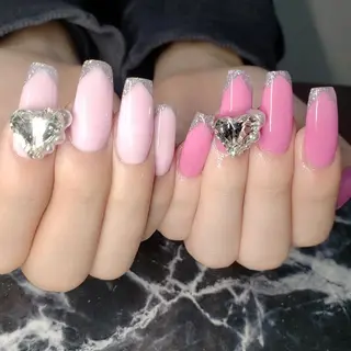 セミロング ネイル クロキ 。のネイルデザイン