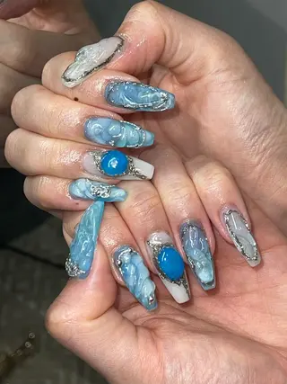 ネイル NES NAIL所属・さゆり￤推しキャラ ￤ロングネイル🩷のネイルデザイン