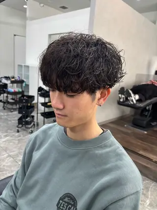 パーマ メンズ メンズスタイリスト✨ 助川龍哉のヘアスタイル