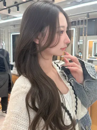 セミロング カラー 木元 瑛✂︎ボブのヘアスタイル