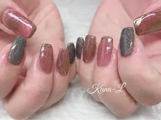 カラー ネイル 芦辺 香奈のネイルデザイン