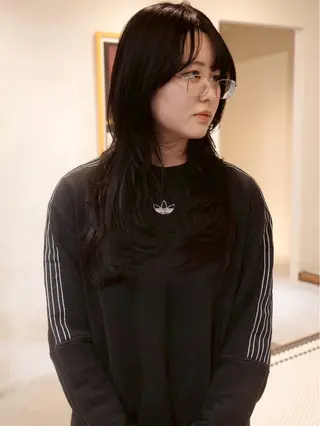 ロング (h)wim ウィムのヘアスタイル