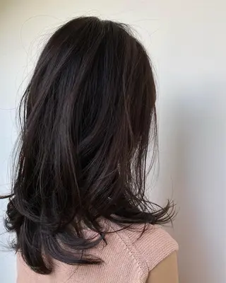 セミロング reFREO所属・ダメージレスカラー 髪質改善reFREOのヘアスタイル