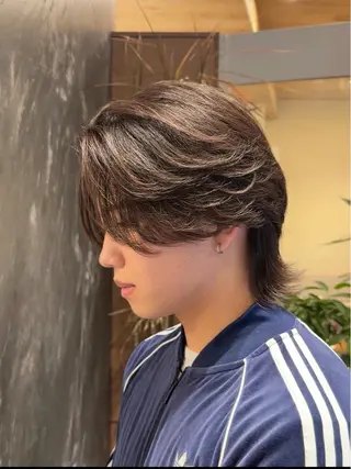 セミロング パーマ メンズ SALOWIN 原宿 iori所属・✂️原宿指名No.1 センターパート✂️のヘアスタイル