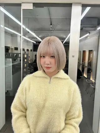 ショート カラー ムラ修正💎 艶髪ハイトーン💎のヘアスタイル