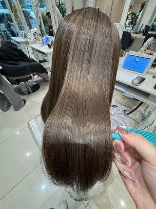 ロング カラー パーマ シアーベージュニスト 🥣大石亜里紗のヘアスタイル