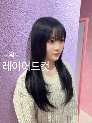 ロング 宮本 楓のヘアスタイル