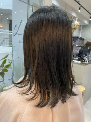 ミディアム 艶ｶﾗｰ｜ｽﾄﾚｰﾄ 🍟yuki🍟のヘアスタイル