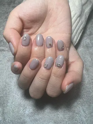 ネイル Lis10 表参道 マグネット🤍MAIのネイルデザイン