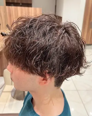 パーマ メンズ 🩵茗荷谷で1番 パーマ巻いてる萌🩵のヘアスタイル