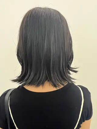 ミディアム 🐰FERIA 北千里 🐰のヘアスタイル