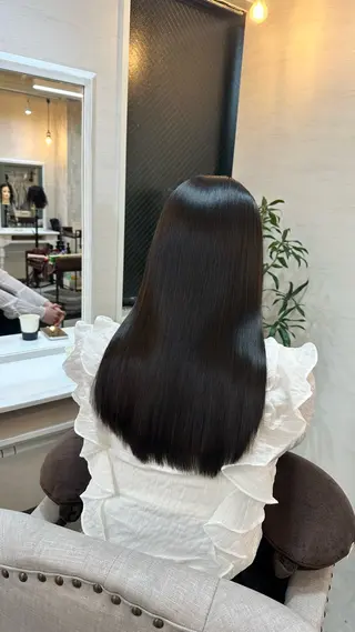 ロング 🖤ほのか/ツヤ髪 /髪質改善/縮毛矯正のヘアスタイル