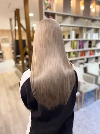 ロング カラー 透明感特化美容師🌈 神保克行のヘアスタイル