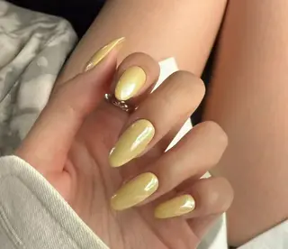 ネイル 相沢 さやかのネイルデザイン