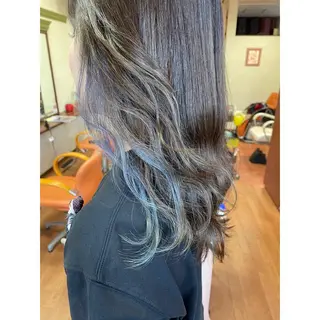 セミロング カラー Vyuha ビューハのヘアスタイル