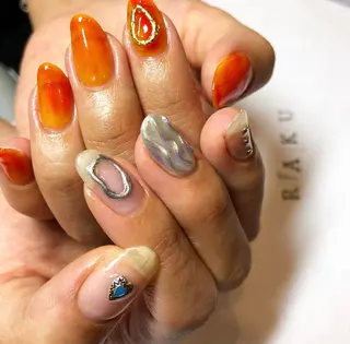 ネイル 駒月 明日香の眉毛・アイブロウイメージ