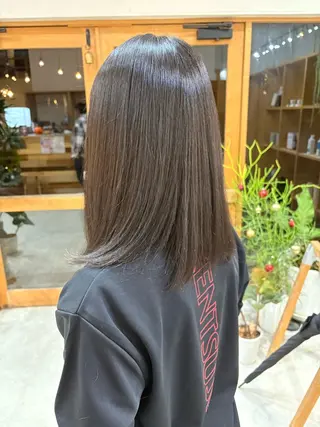 ロング SOKO所属・林 玲奈のヘアスタイル