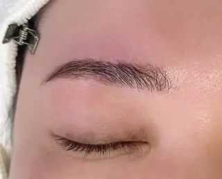 アイブロウ LC千種所属・あらかわ ちひろのマツエク・マツパデザイン