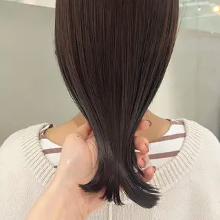 ミディアム カラー カジュアルを女っぽく 𝗮𝘆𝗮𝗰𝗼のヘアスタイル