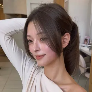 ミディアム 似合わせレイヤー/ 透明感カラーのヘアスタイル