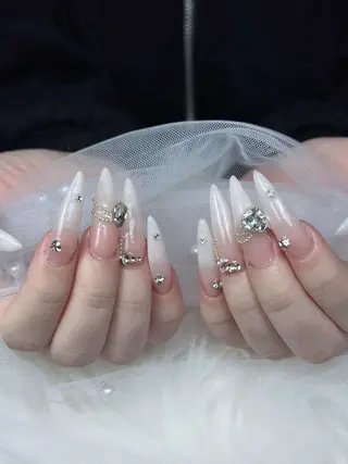 ネイル Julli NailStudioのネイルデザイン