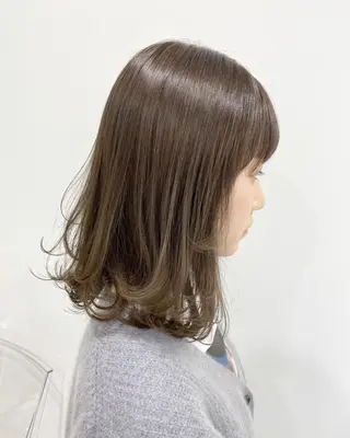 ミディアム 透明感♡グレージュ ♡ミルクティー♡のヘアスタイル