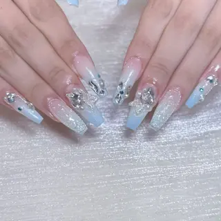 ネイル Diamond Kokona🩷のネイルデザイン