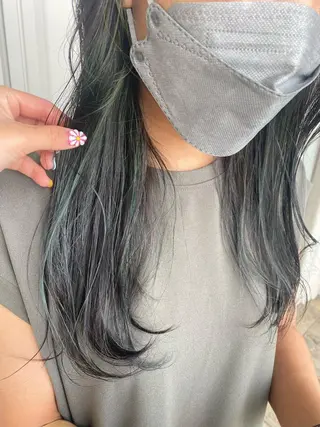 ロング カラー 🫧赤み消しカラー nanami🫧のヘアスタイル