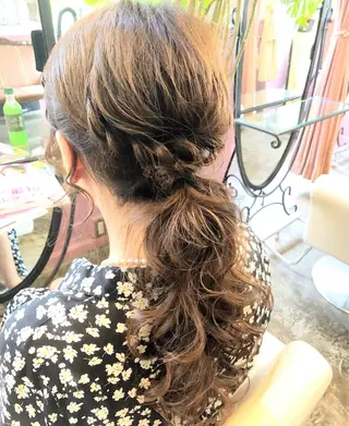 セミロング カラー パーマ ヘアアレンジ 表参道Lise おおいしおりのヘアスタイル