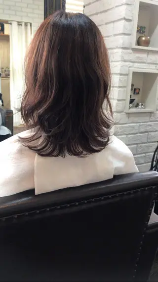 セミロング パーマ FRAME所属・FRAME/髪を育 てる/大人デザインのヘアスタイル