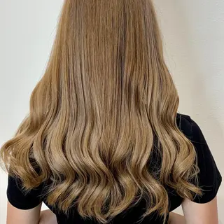 ロング カラー ViVi by freedomのヘアスタイル