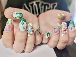 ネイル VIBLISS福岡店 yurichanのネイルデザイン