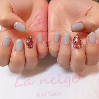 ネイル La neige* yuki 🐩🌙のネイルデザイン