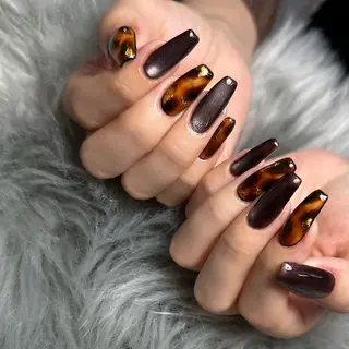 ネイル ou's nail salon所属・小林 桜のネイルデザイン