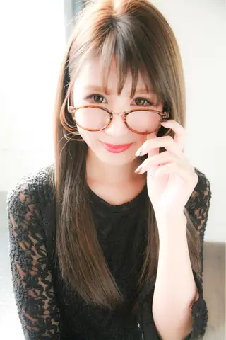 セミロング ロング hertim所属・髪質改善縮毛矯正 専門店のヘアスタイル