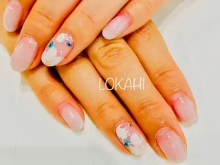 ネイル 13日3980円‼️ マグもデザインも◎のネイルデザイン