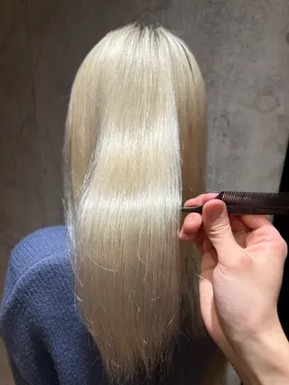 ロング インナーカラー🌏 櫻井海星のヘアスタイル