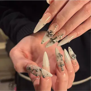 ネイル Chisa Nail Studio所属・チ サのネイルデザイン