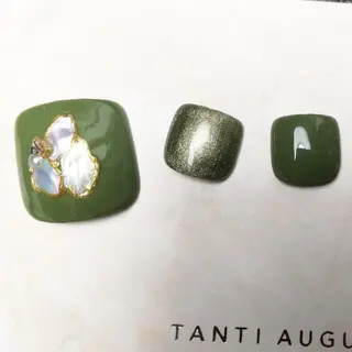 ネイル Éva nail salon所属・Éva nail MARIのネイルデザイン