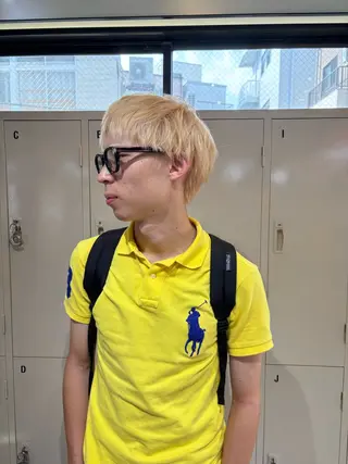 カラー メンズ 高明度ハイトーン× ショート/莉音🧤のヘアスタイル